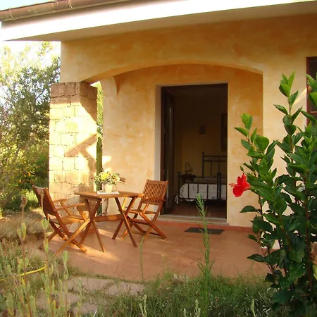 Agriturismo Lu Nibaru منزل ريفي باديسي